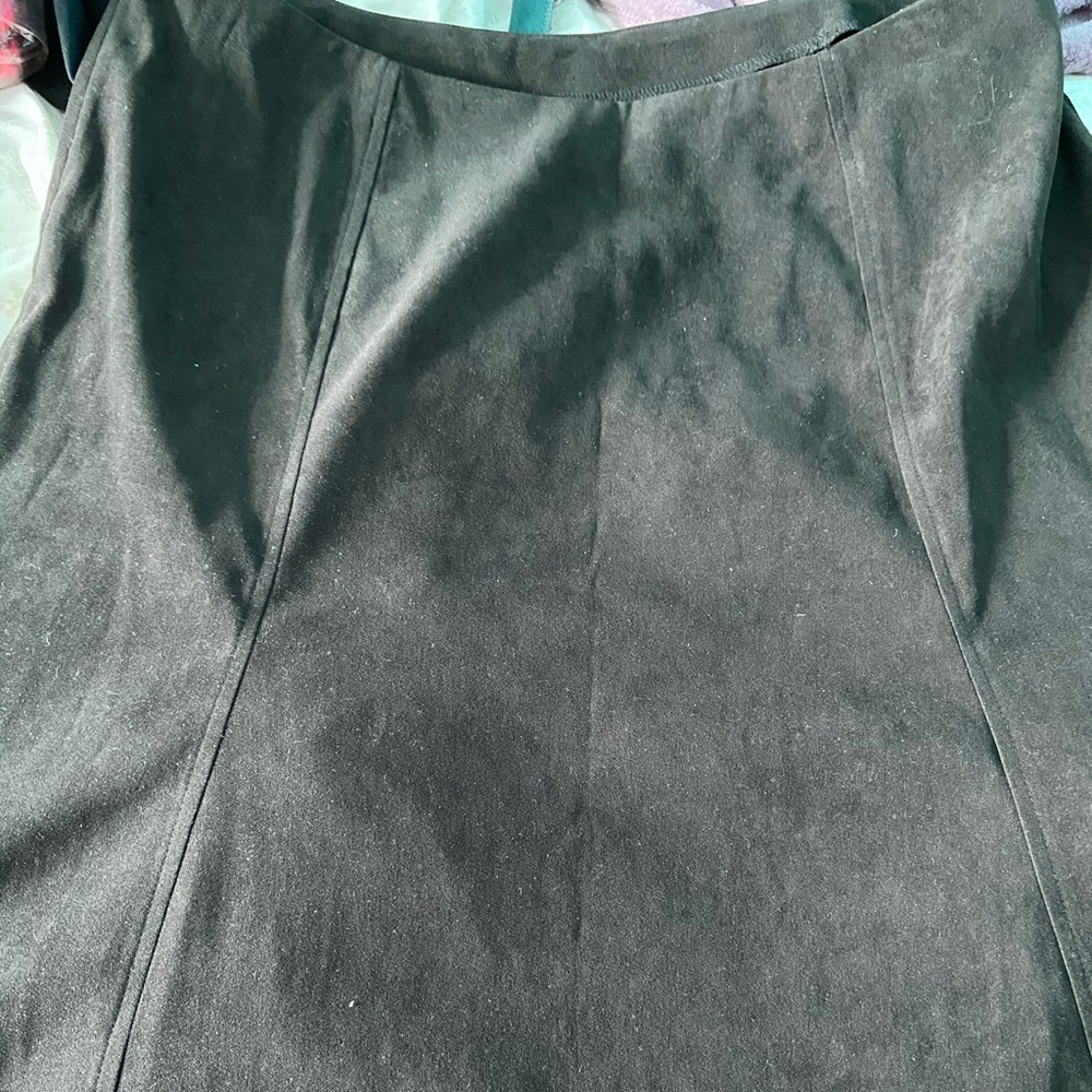 Black skirt